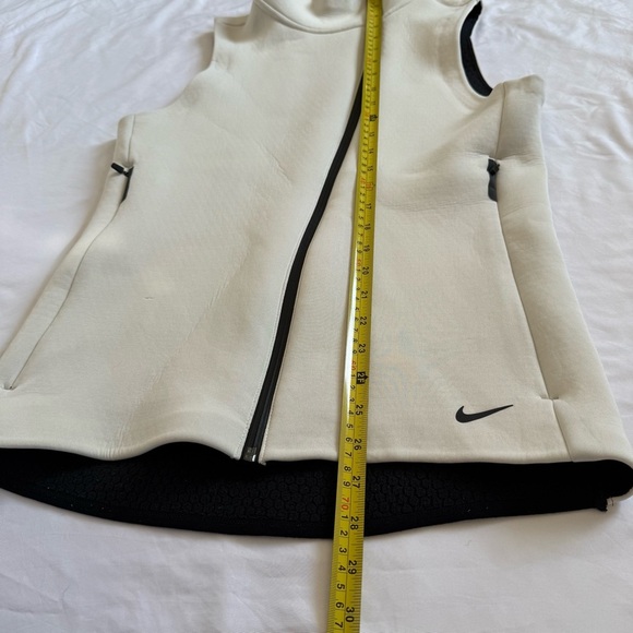 Nike Off-White Sleeveless Jacket - Picture 4 of 7
